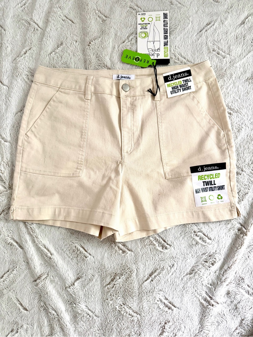 d. jeans Cream High Waist Recycled Twill Utility Shorts